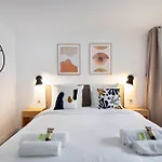 Marais Elegance Suite - 1 Bedroom